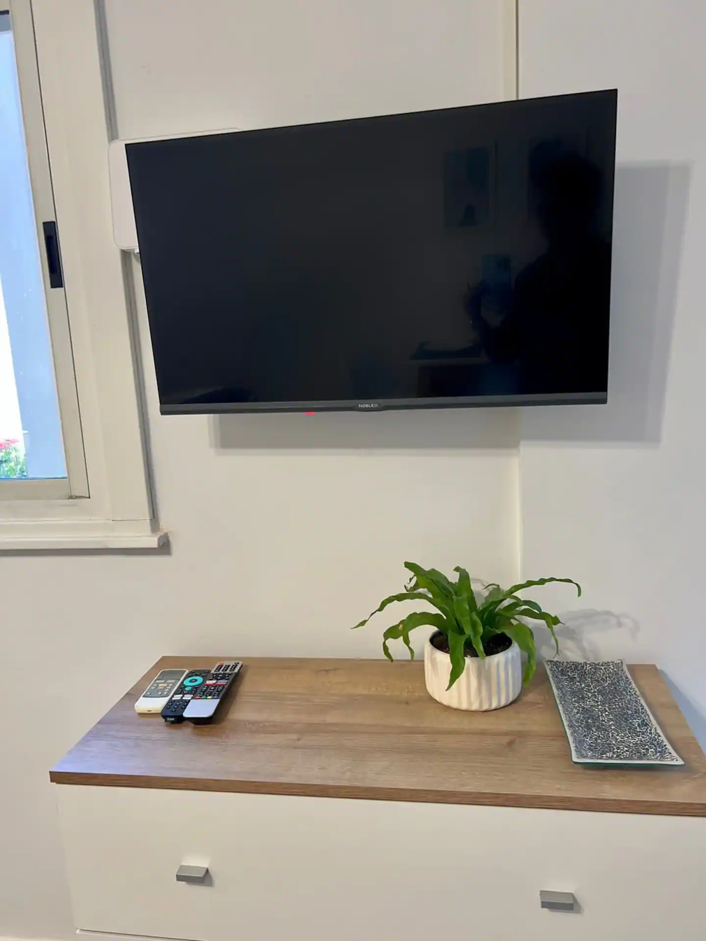 a72dd415-f970-4516-b118-0a4b8808fa5e