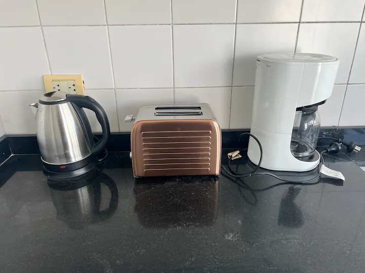 18cb9f9a-0953-414b-a59a-3f939545adad