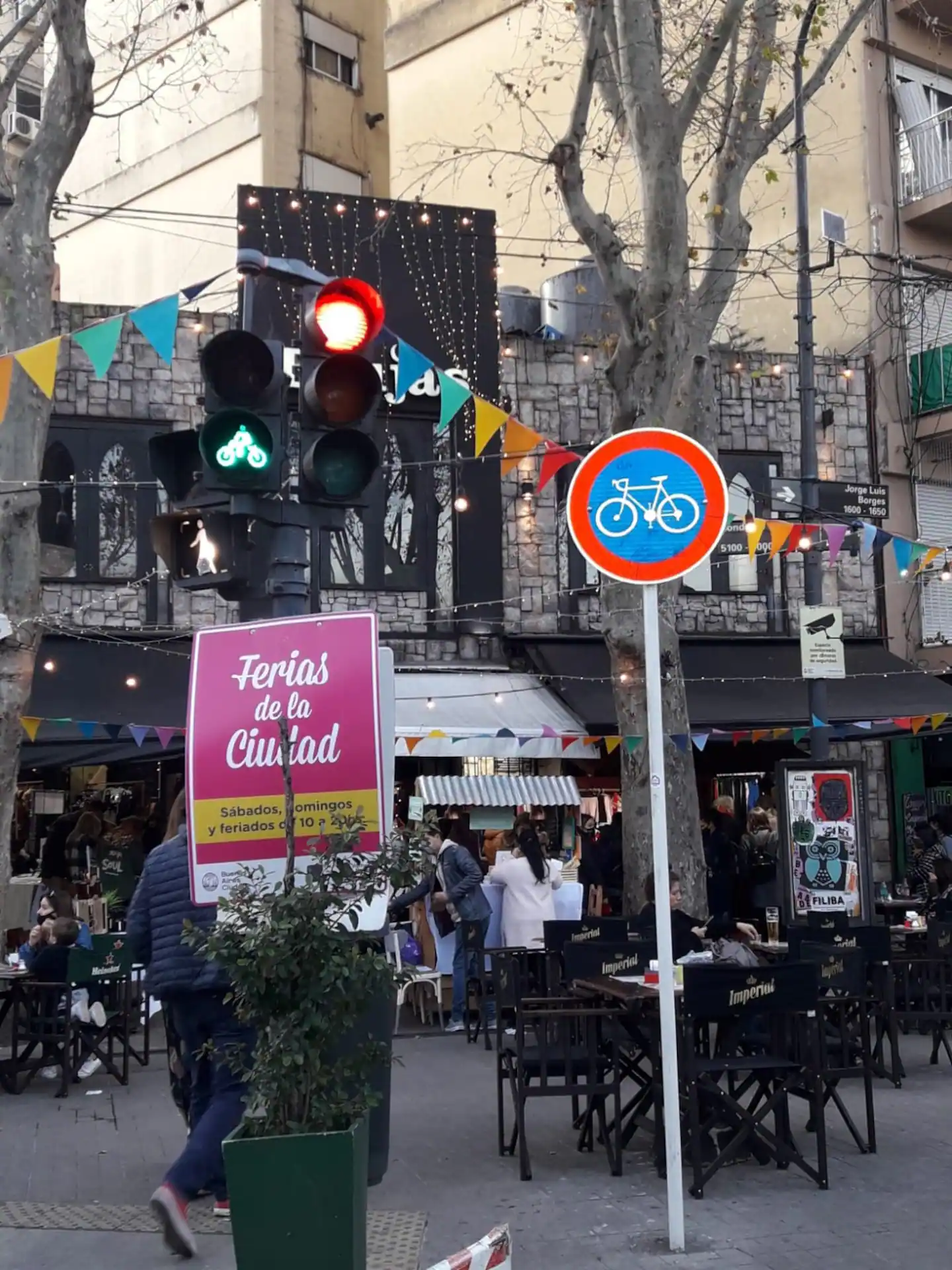 1ce6e817-fc1f-4b99-a9d7-82ae422dd17f