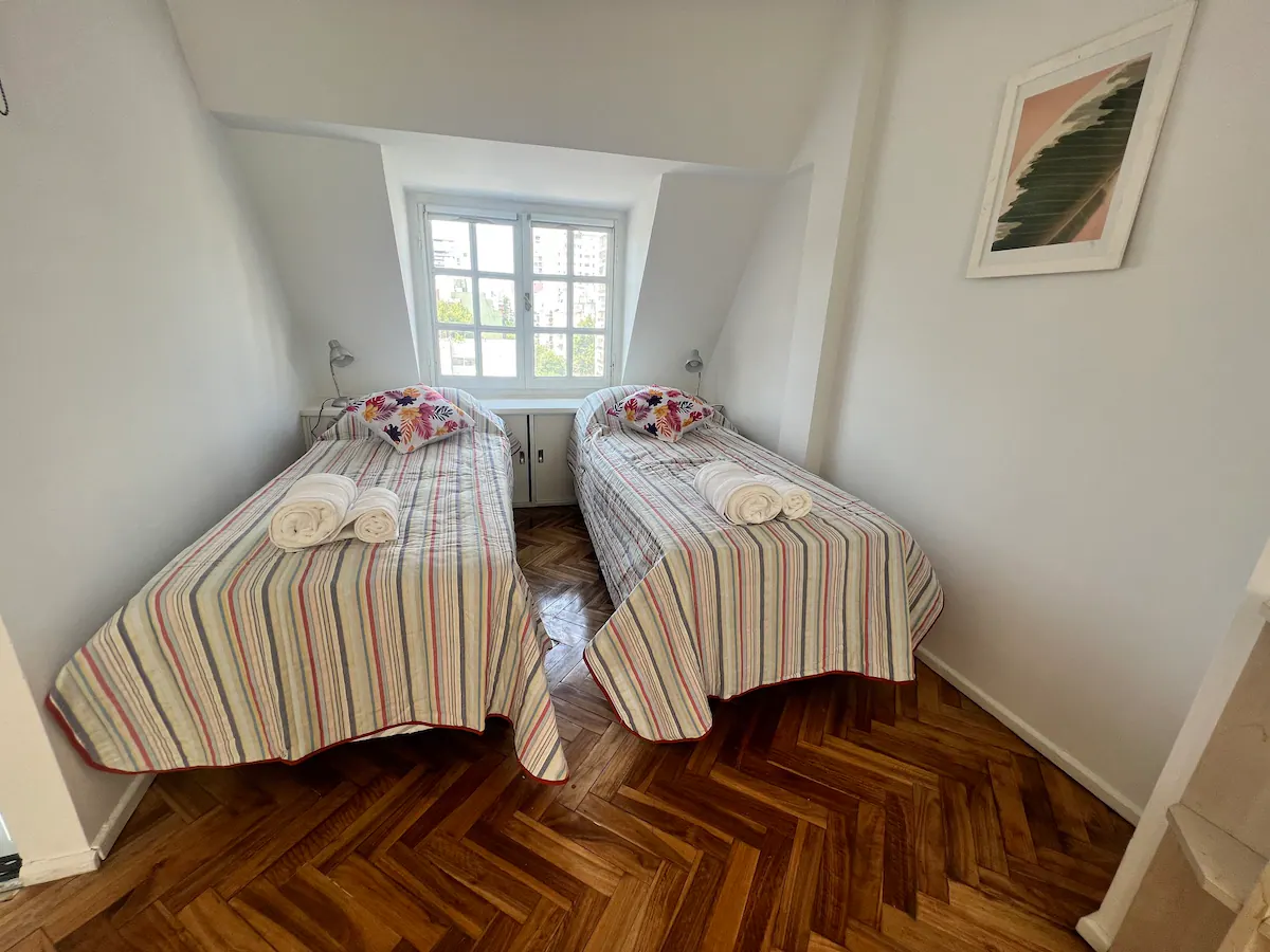 43400df2-0fd2-42e0-81d9-9bca8763a833