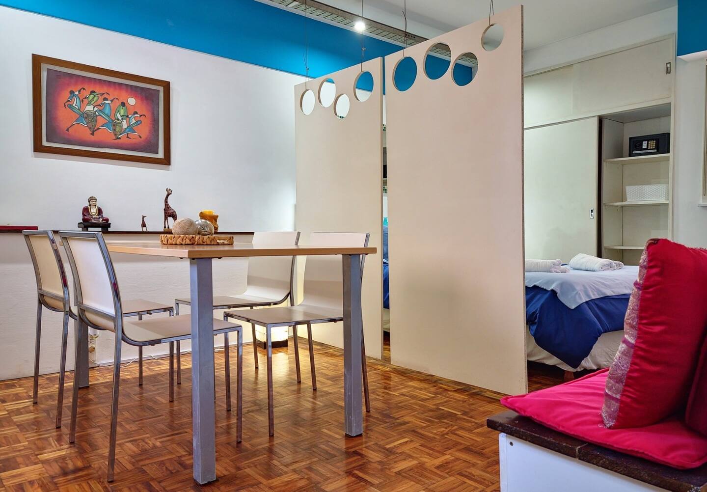 8c2213dd-3b5b-4ece-bfb1-68e6bc8b97e2