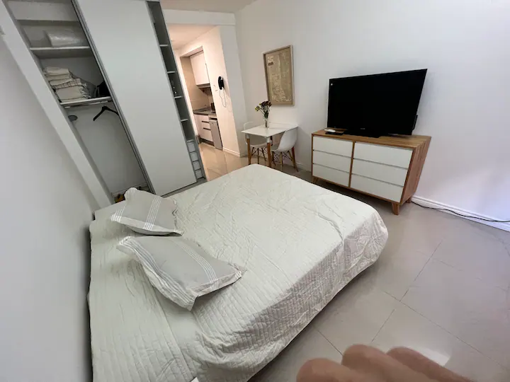 a08f0583-02a4-4a4e-bd52-25beddaa3082