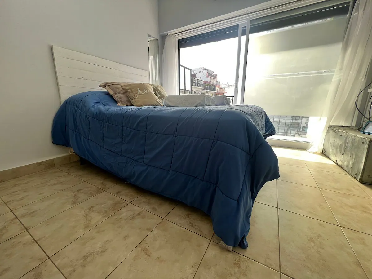 a2f0e573-6abd-4413-92ba-e15b4f64e437