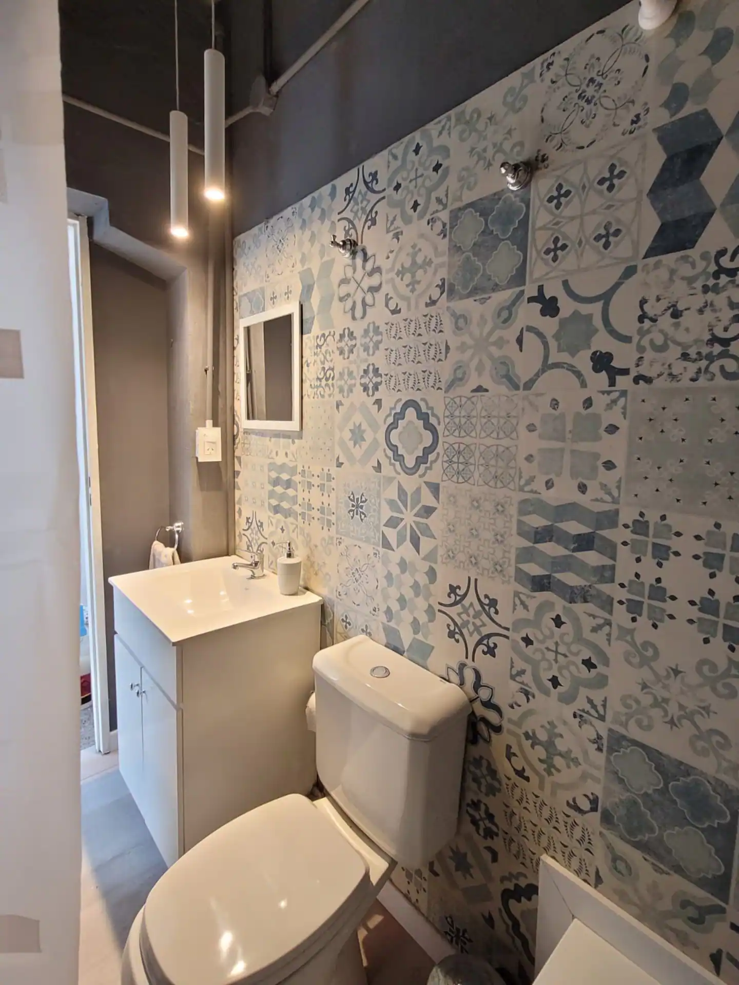 b446d3b0-aa86-46fb-84c2-b475111e9aad