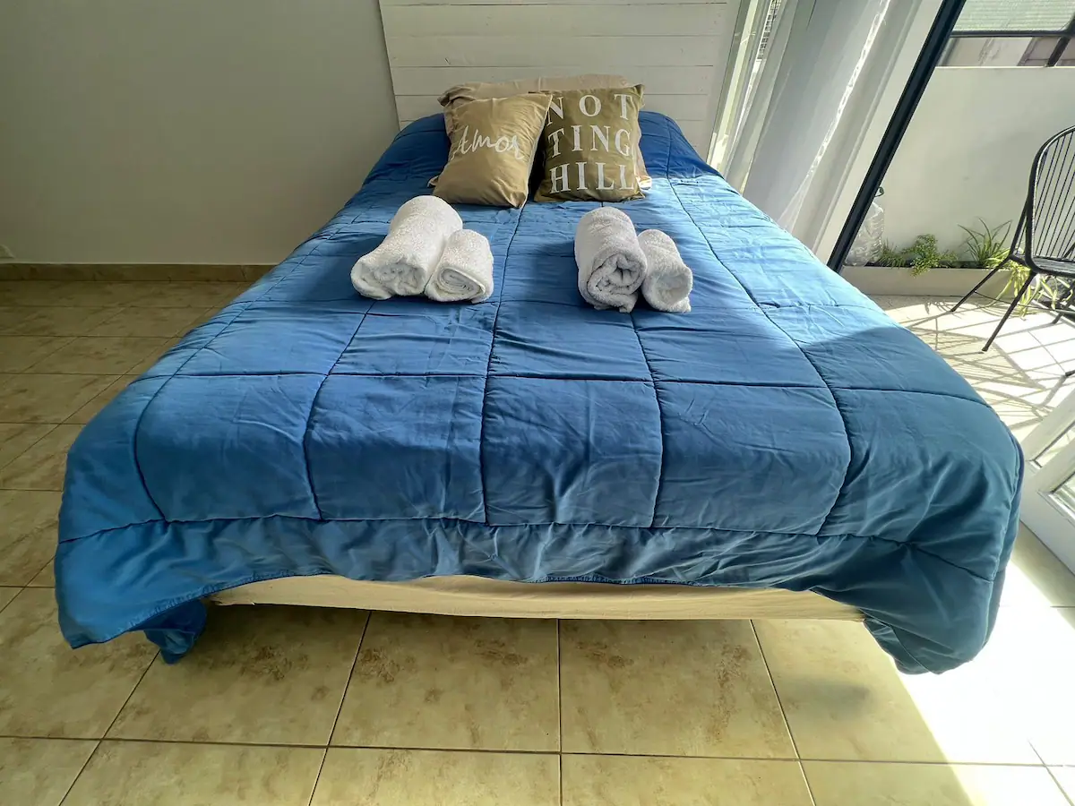 d387fac3-0ee6-4077-8b1a-156d5a2c8578